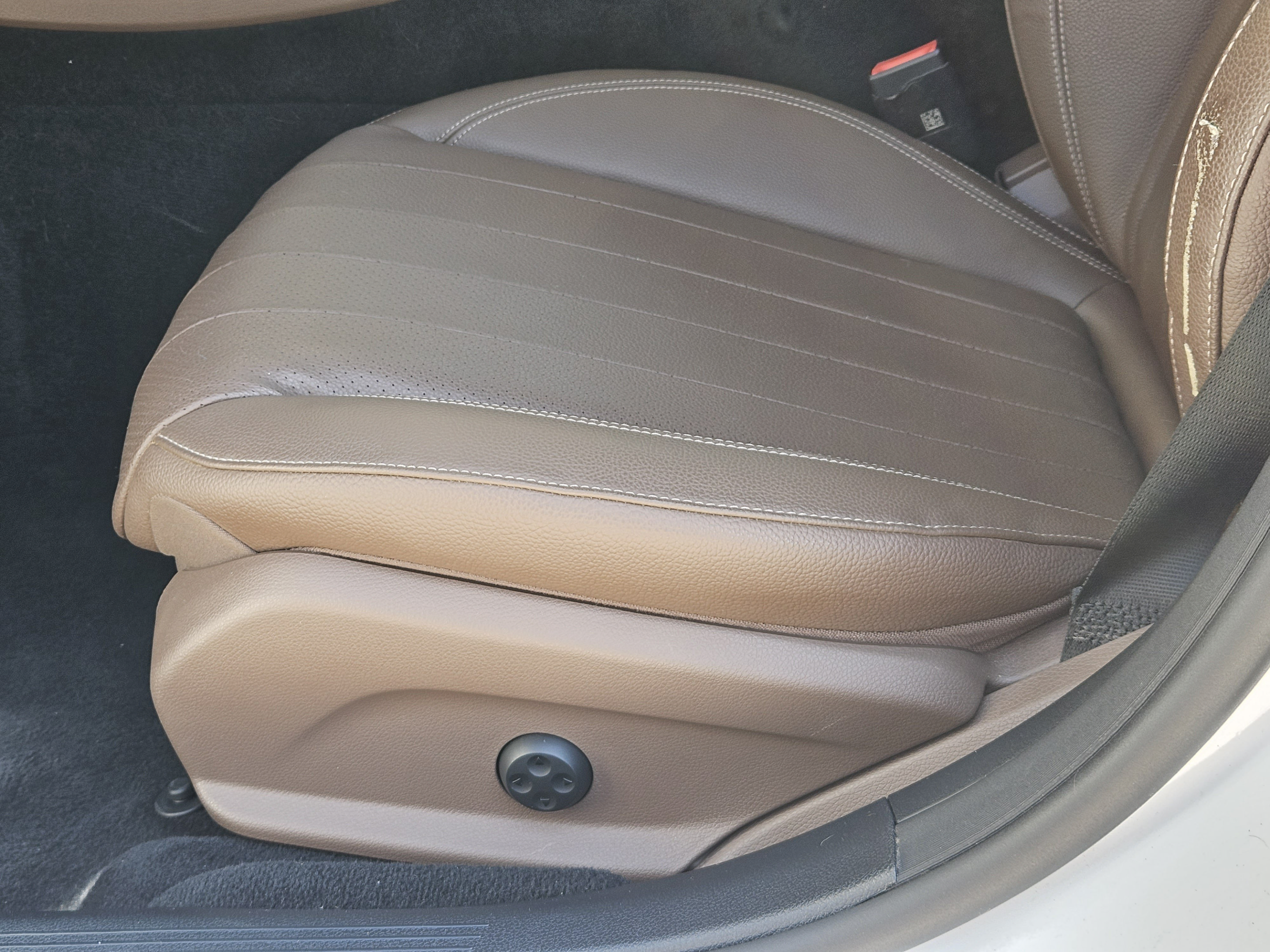Certified 2023 Mercedes-Benz E 350 Sedan image 25