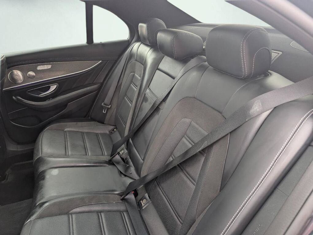 Used 2022 Mercedes-Benz E 53 AMG 4MATIC Sedan image 20