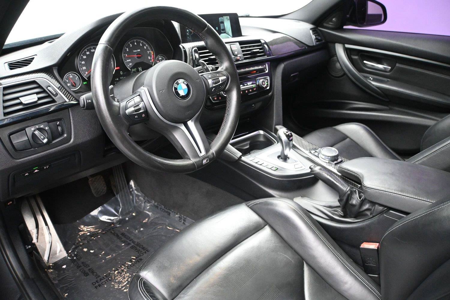 Used 2017 BMW M3 RWD image 2