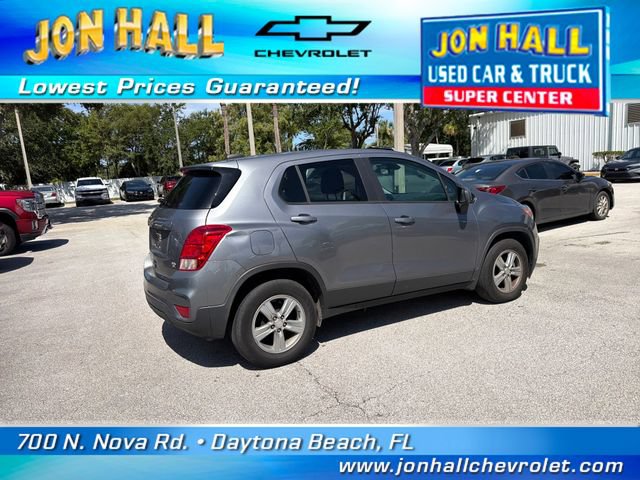 Used 2020 Chevrolet Trax LS w/ Tint and Cruise Package FWD image 9