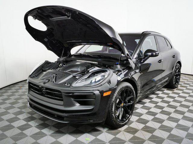 New 2026 Porsche Macan GTS AWD/4WD image 35
