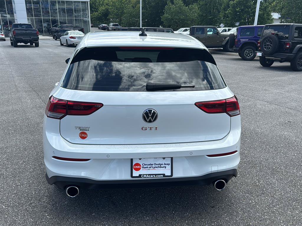 Used 2025 Volkswagen GTI SE FWD image 5