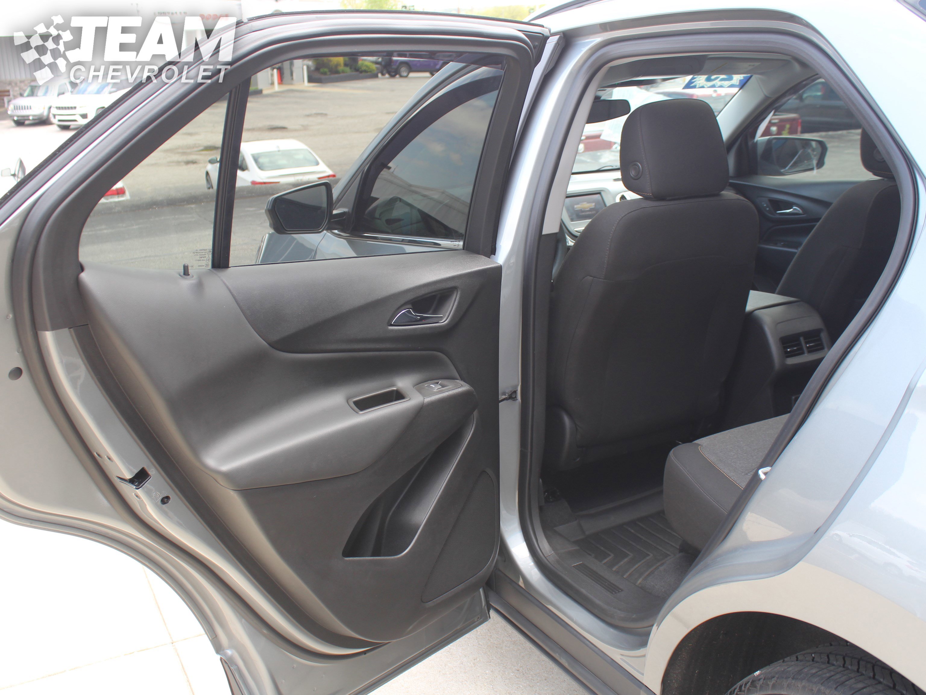 Used 2023 Chevrolet Equinox LT AWD/4WD image 21