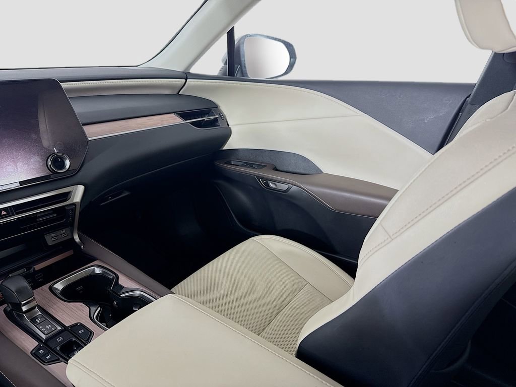 Used 2024 Lexus RX 350h w/ Cold Area Package image 16