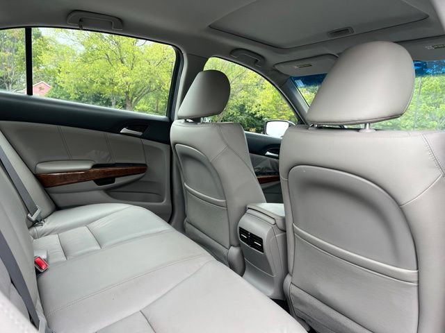 Used 2011 Honda Accord EX-L image 15
