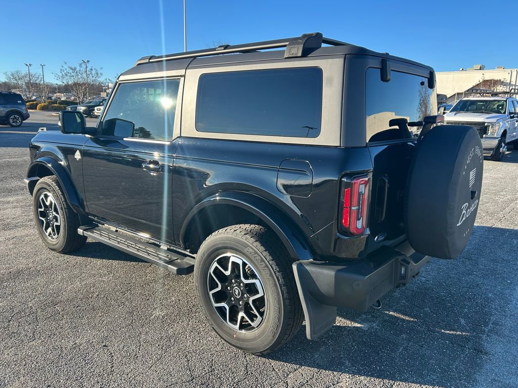 Used 2023 Ford Bronco Outer Banks image 3