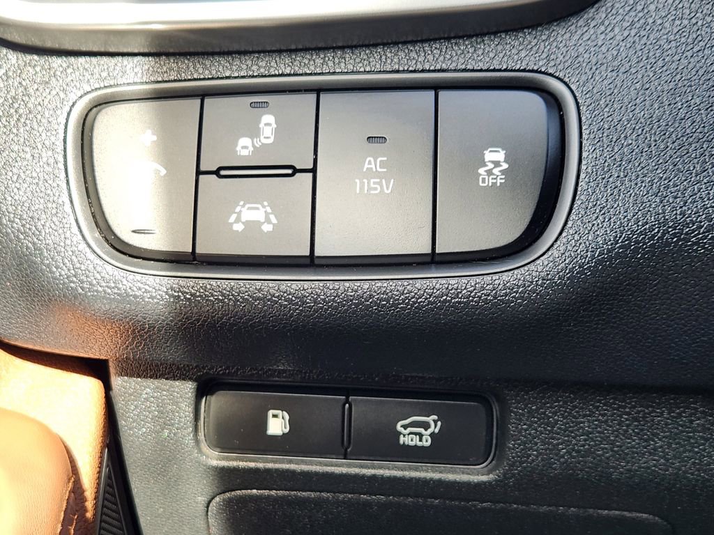 Used 2019 Kia Sorento SX image 12