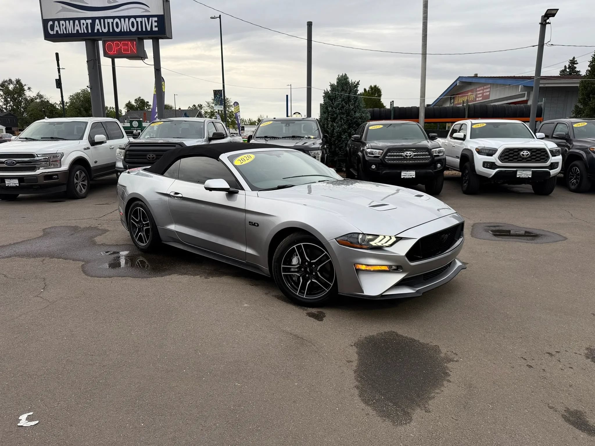 Used 2020 Ford Mustang GT Premium RWD image 2