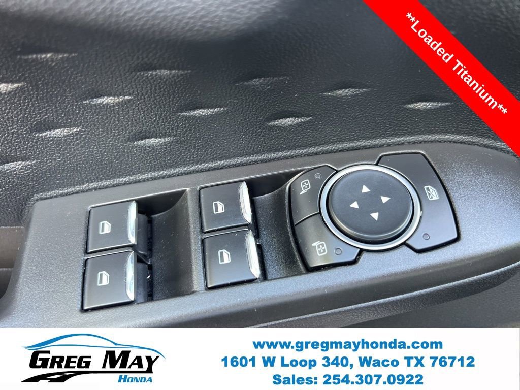 Used 2020 Ford Escape Titanium image 25
