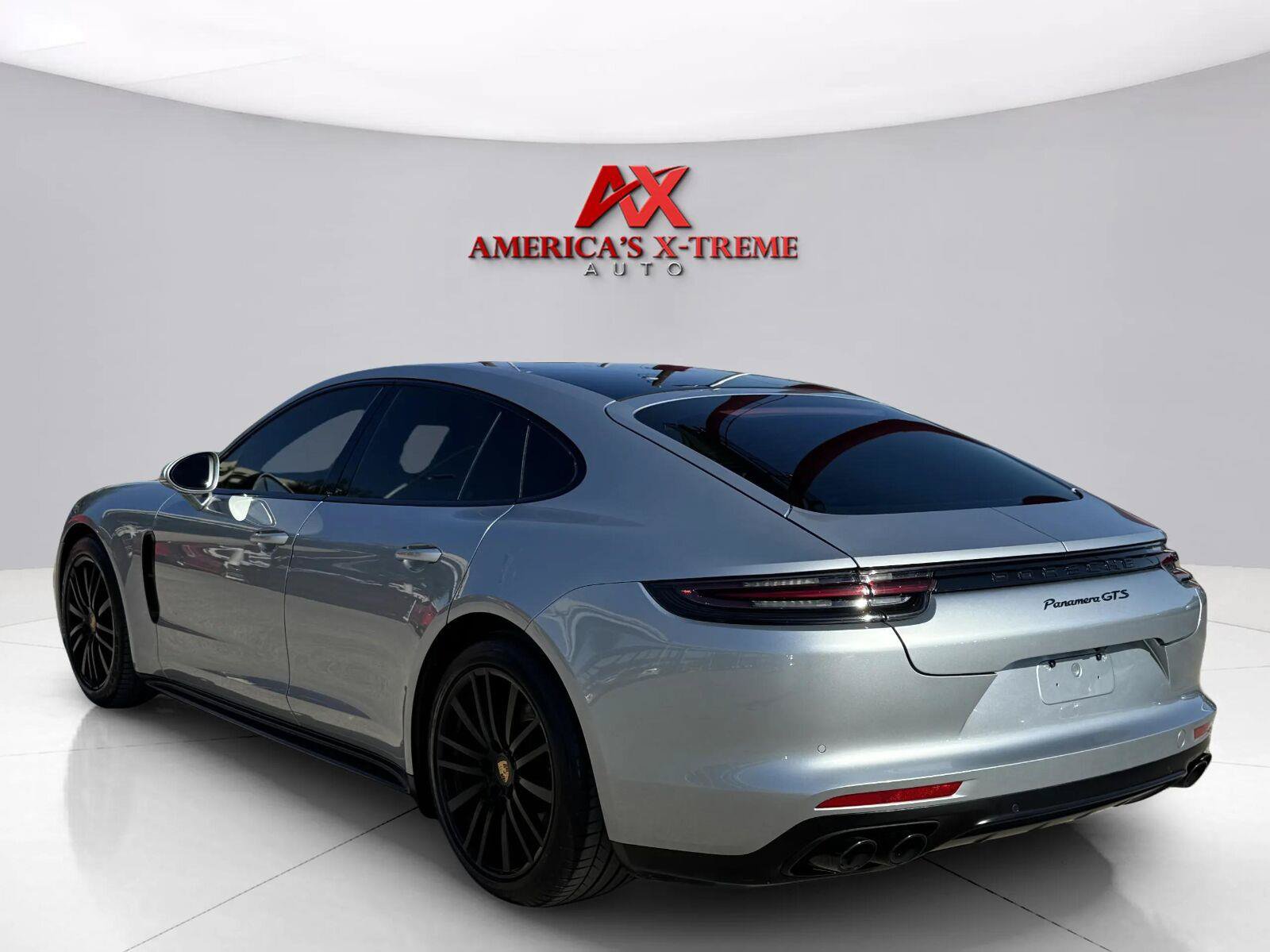 Used 2020 Porsche Panamera GTS AWD/4WD image 4