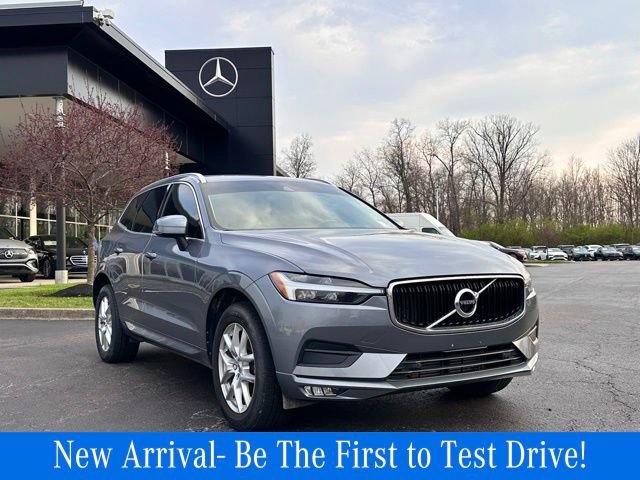 Used 2021 Volvo XC60 T5 Momentum w/ Premium Package AWD/4WD image 1