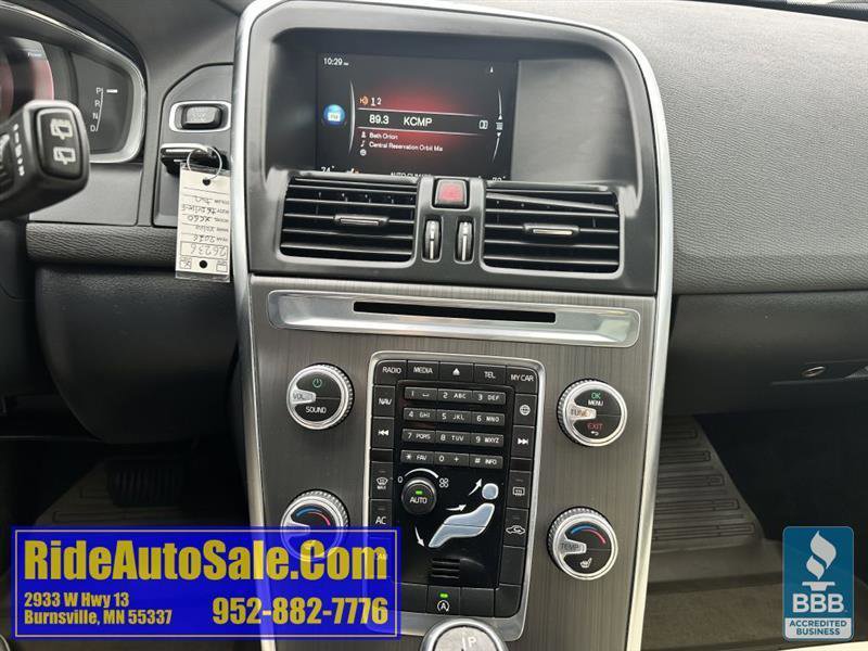 Used 2016 Volvo XC60 T6 w/ Proximity Package AWD/4WD image 20
