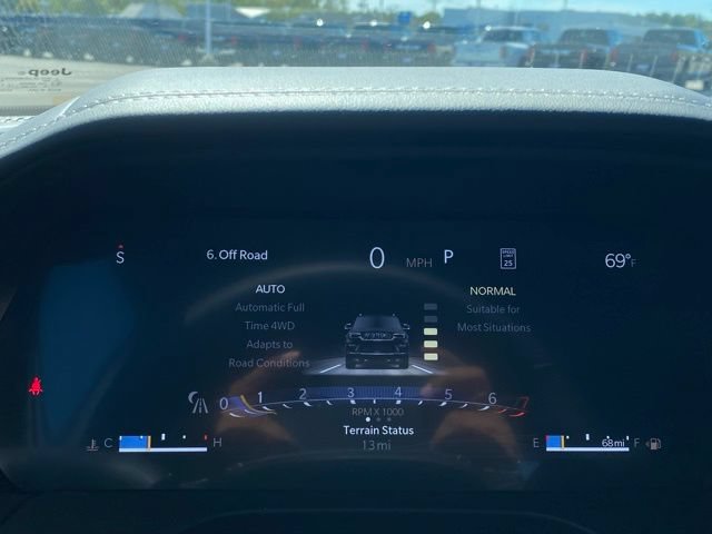 New 2025 Jeep Grand Cherokee Overland w/ Adv Protech Group III AWD/4WD image 19