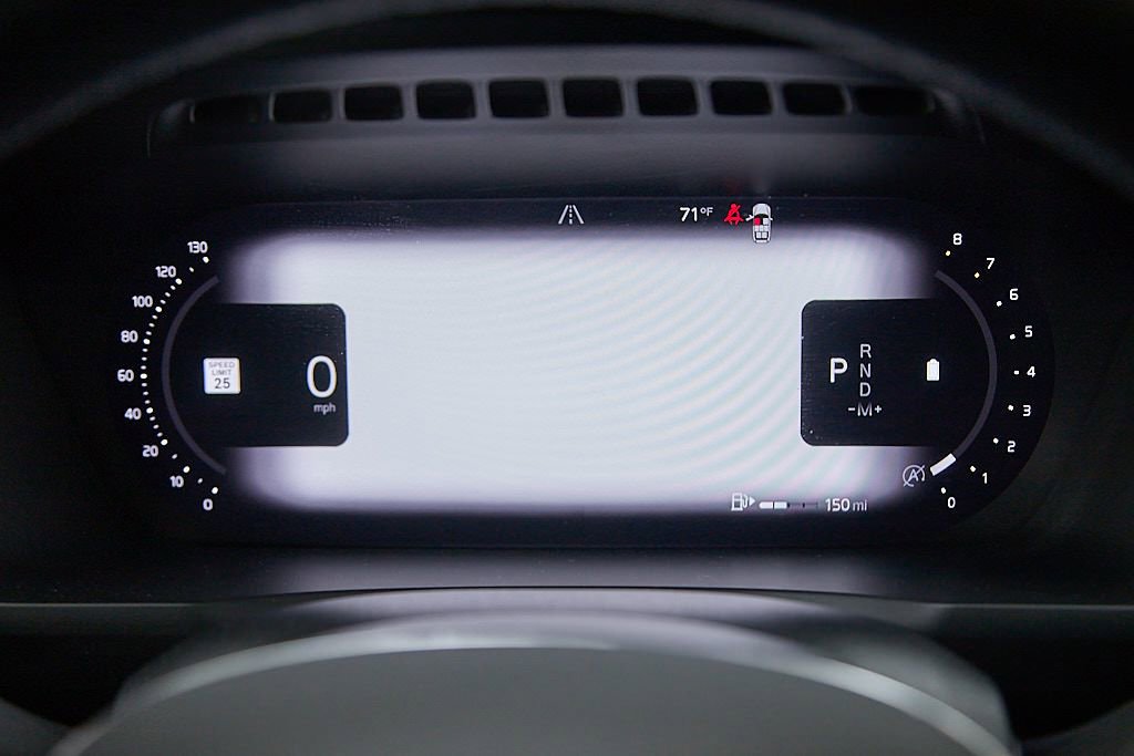 Certified 2023 Volvo XC90 B6 Plus w/ Protection Package image 18