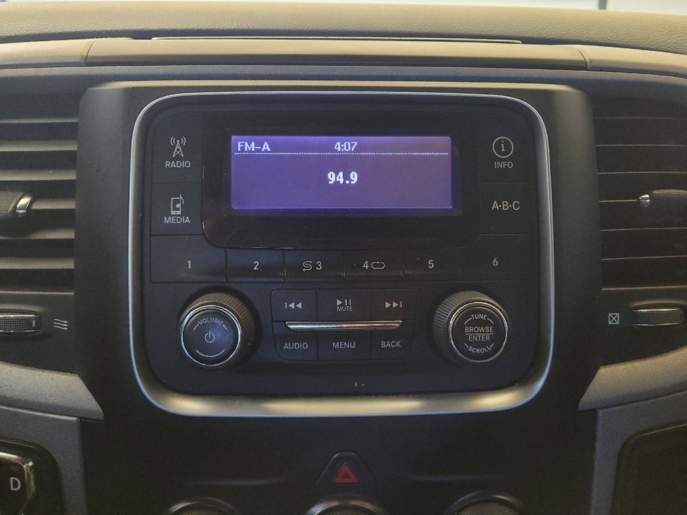 Used 2017 RAM 1500 Express RWD image 25