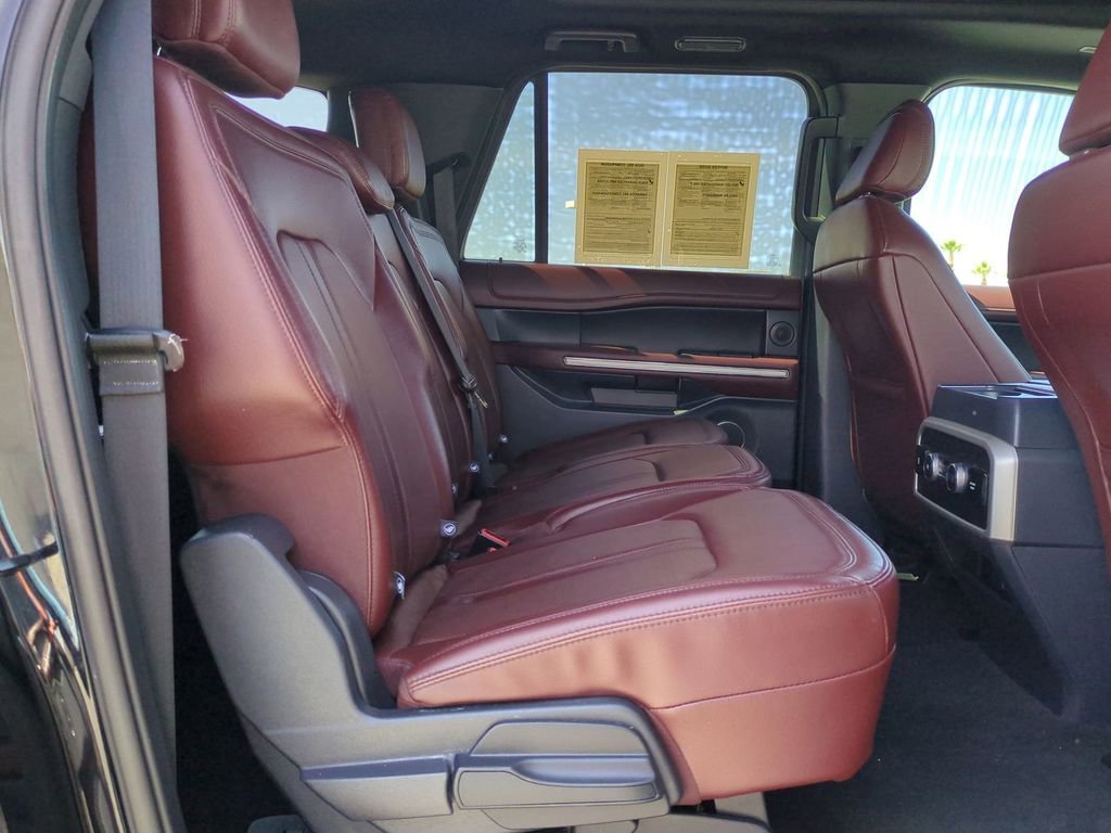 Used 2024 Ford Expedition Max Limited AWD/4WD image 36