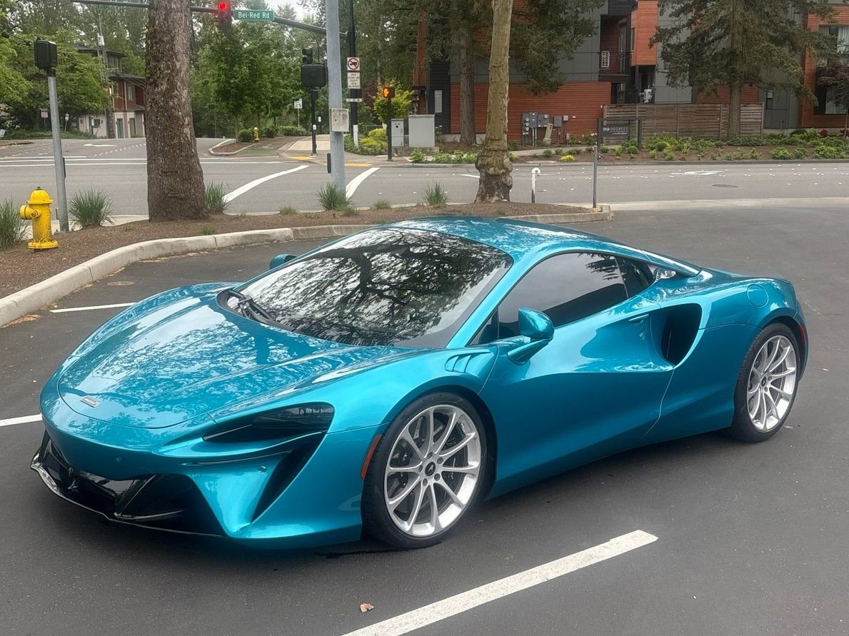 Used 2024 McLaren Artura
