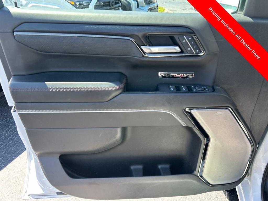 Used 2025 GMC Sierra 1500 AT4X AWD/4WD image 4