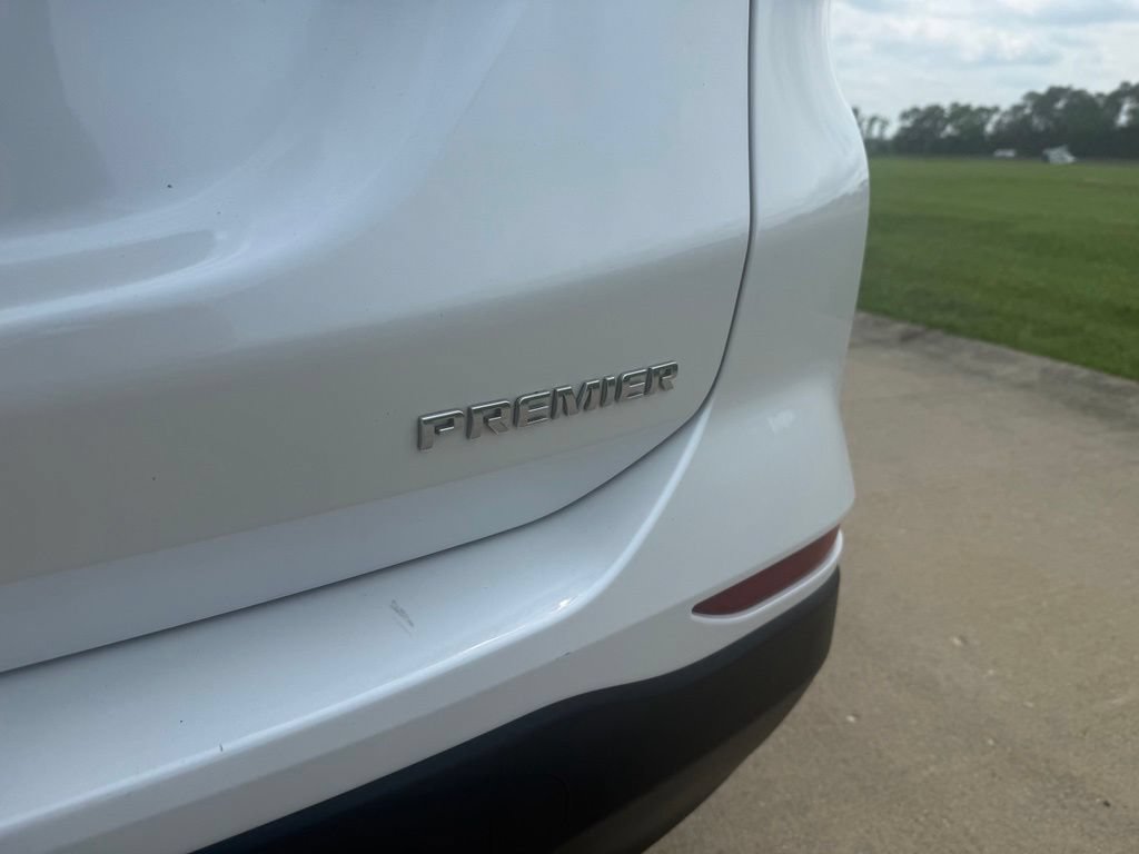 Used 2022 Chevrolet Equinox Premier FWD image 5