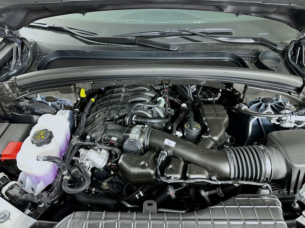 New 2025 Jeep Grand Cherokee L Limited w/ Black Appearance Package image 38