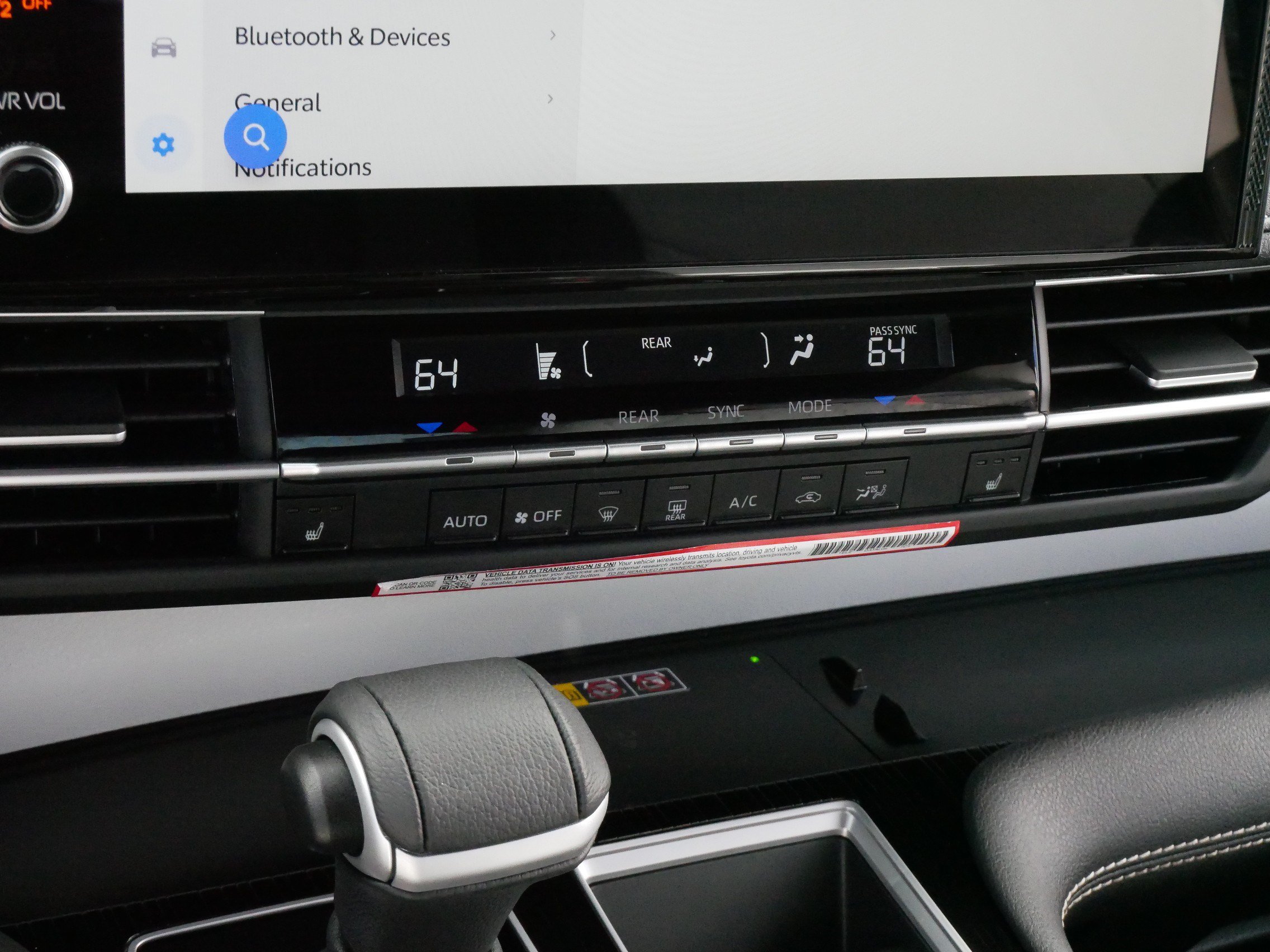 Certified 2026 Toyota Sienna XSE FWD image 23