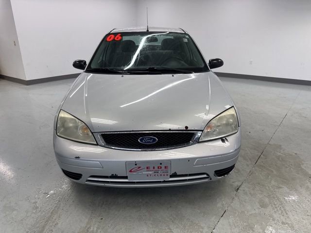 Used 2006 Ford Focus ZX4 Sedan image 3