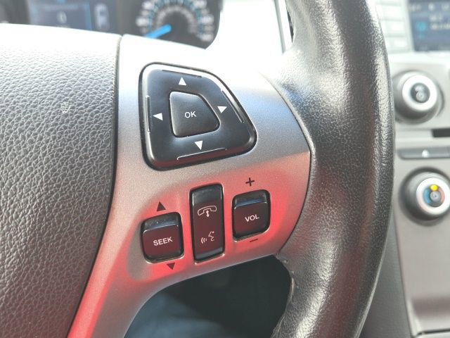 Used 2016 Ford Taurus SEL image 33