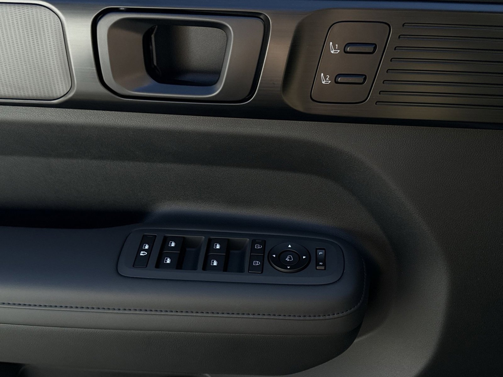 New 2026 Hyundai Santa Fe Calligraphy AWD/4WD image 15