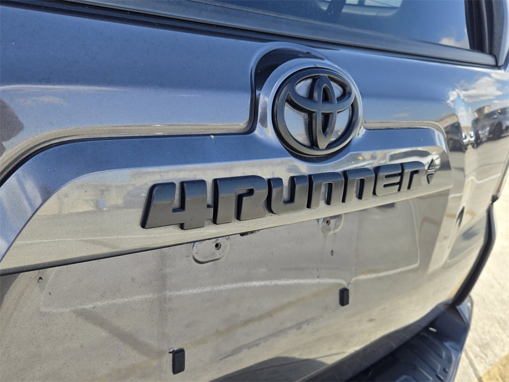 Used 2021 Toyota 4Runner SR5 Premium w/ Moonroof Package image 15