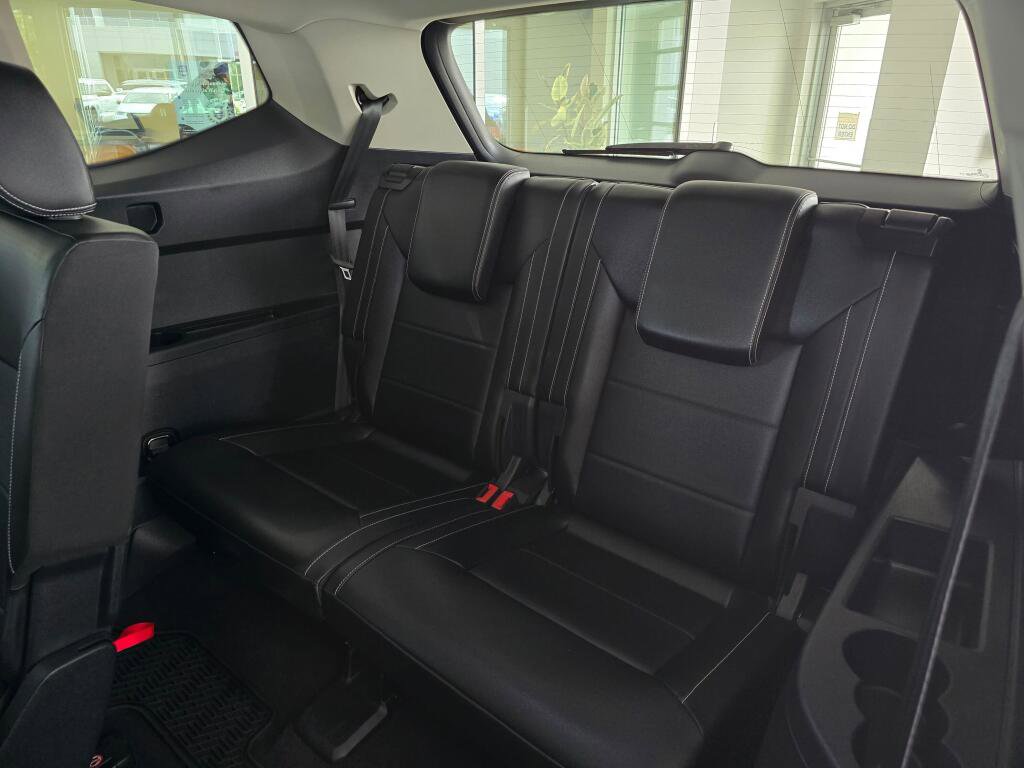 Used 2023 Volkswagen Atlas SE w/ Panoramic Sunroof Package AWD/4WD image 38