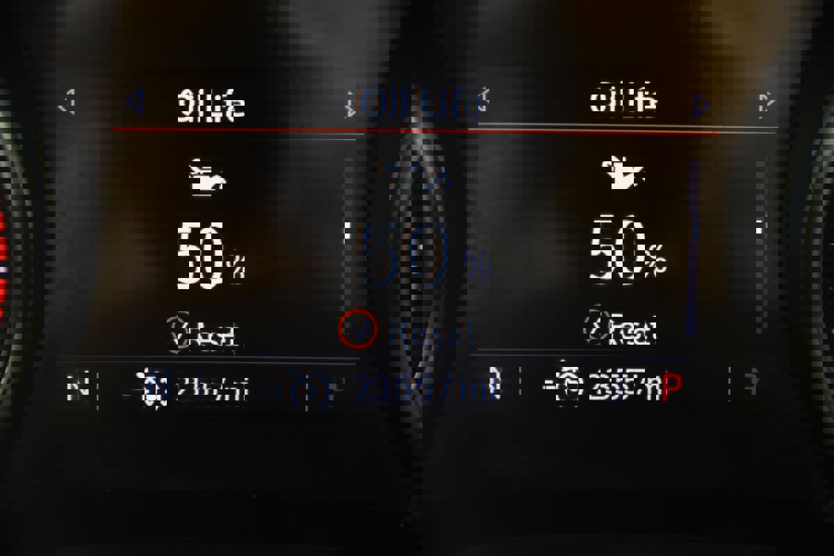 Used 2023 Buick Encore GX Select w/ Safety Package II image 36