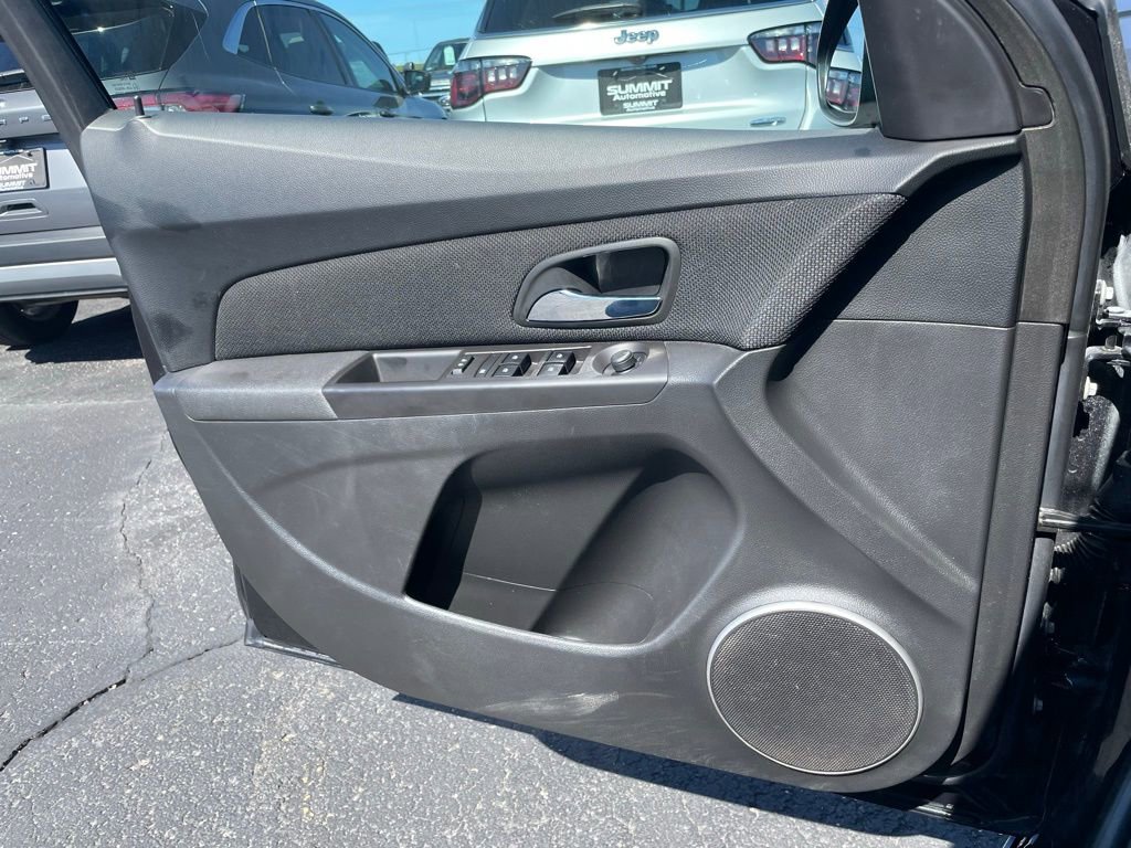 Used 2015 Chevrolet Cruze LT w/ Sun, Sound and Sport Package image 48