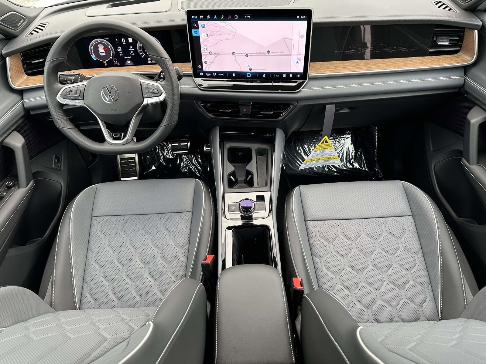 New 2026 Volkswagen Tiguan SEL R-Line image 11