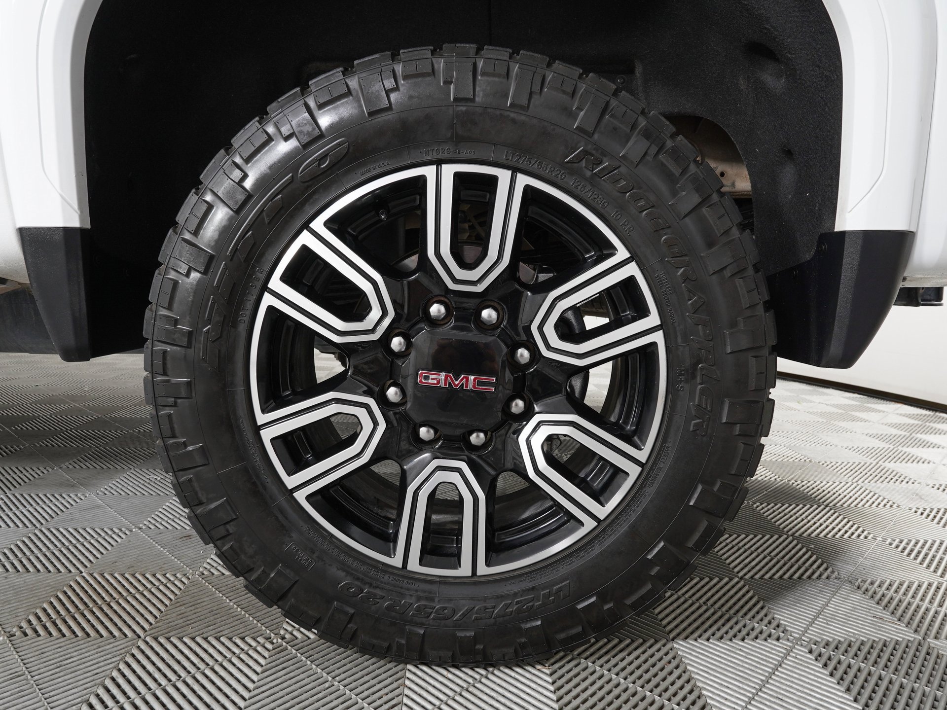 Used 2022 GMC Sierra 2500 AT4 w/ AT4 Premium Plus Package image 30