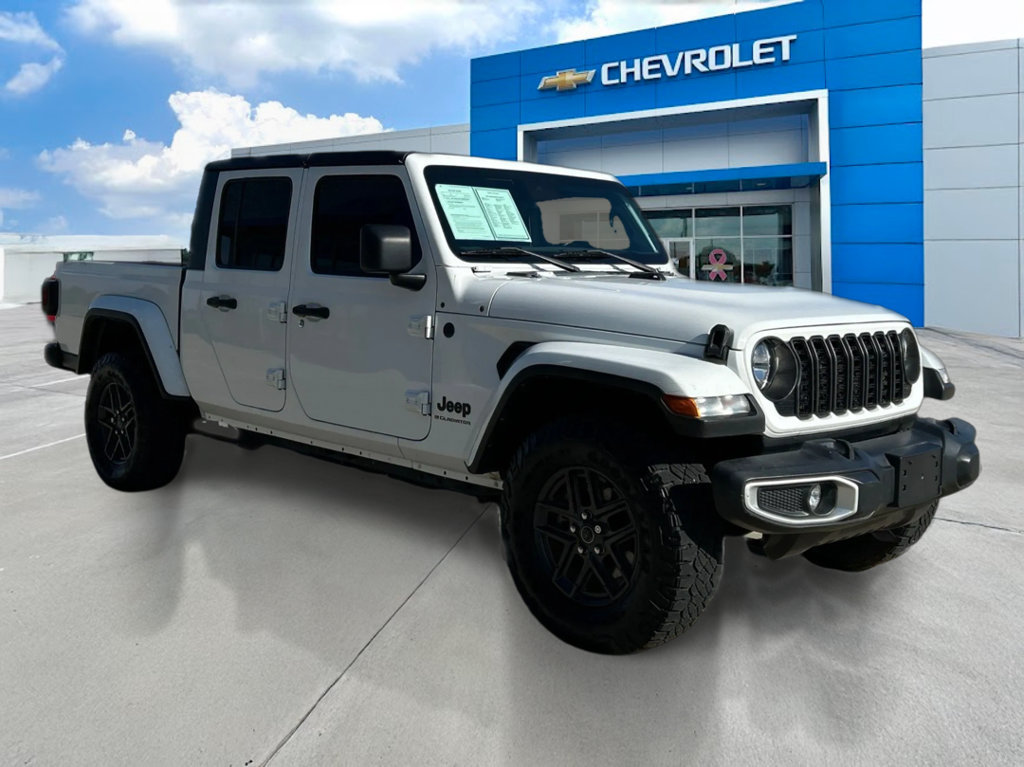 Used 2024 Jeep Gladiator Sport AWD/4WD image 3