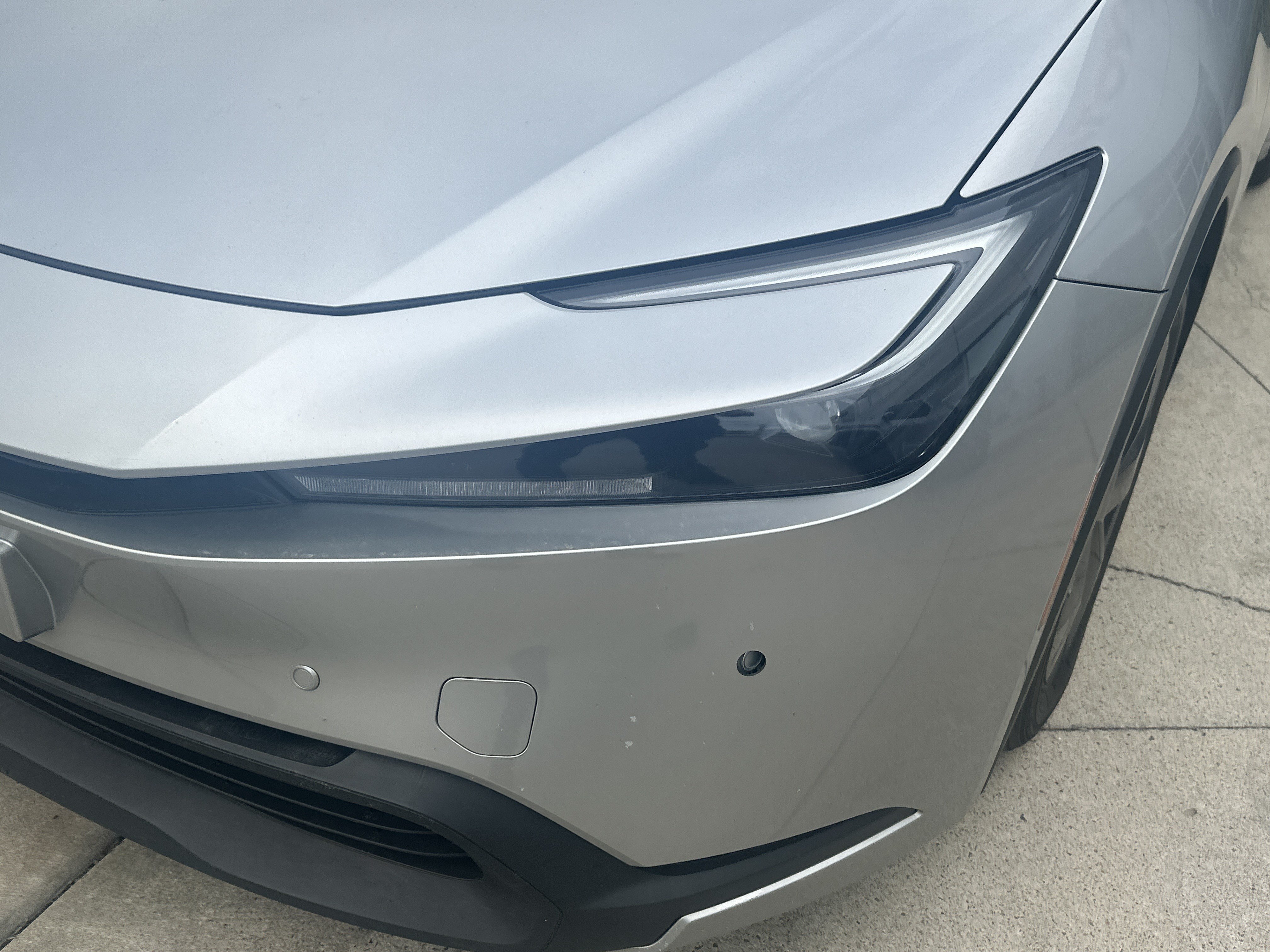 Used 2025 Toyota Prius LE FWD image 9