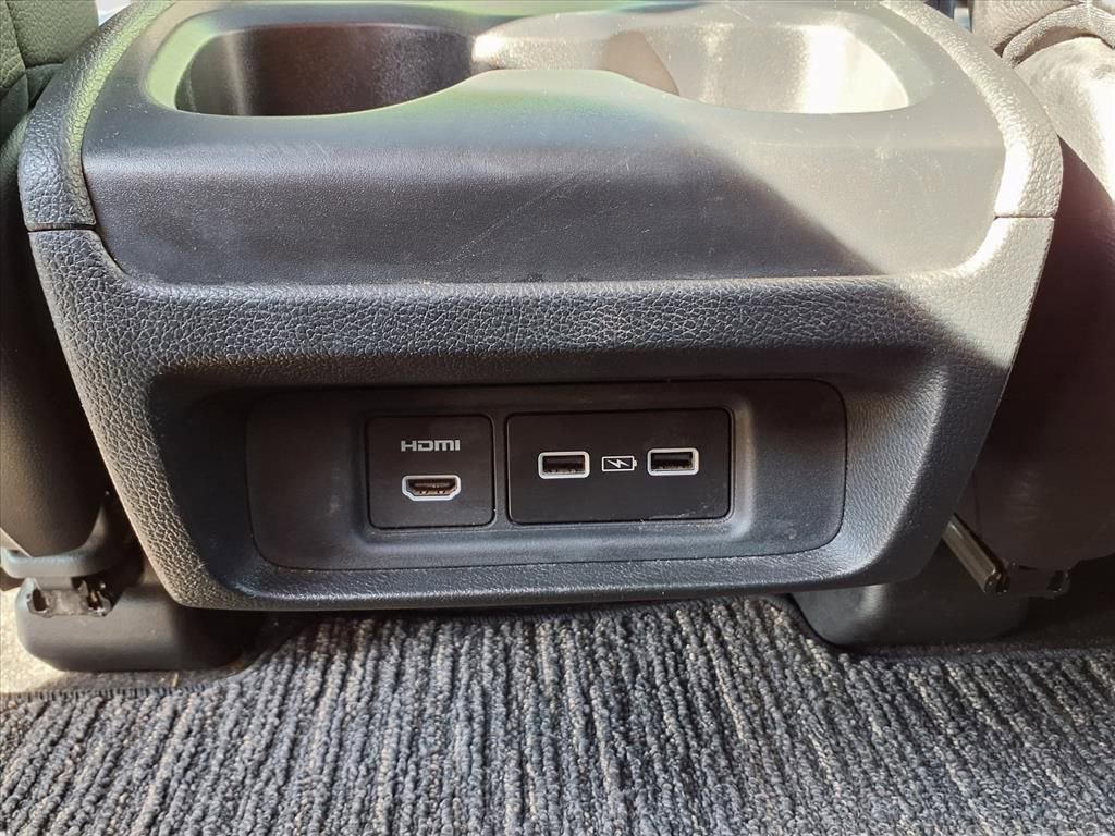 Used 2023 Honda Odyssey Touring image 35