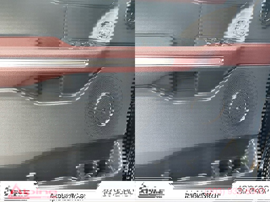 Used 2024 Ford Expedition Limited image 19