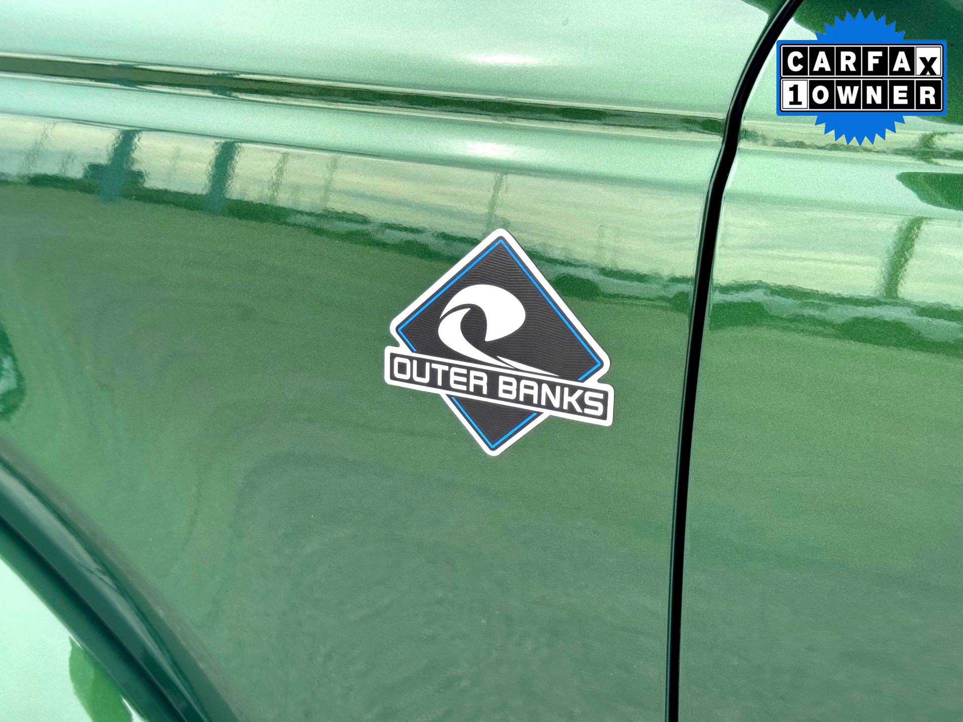 Used 2025 Ford Bronco Outer Banks image 3