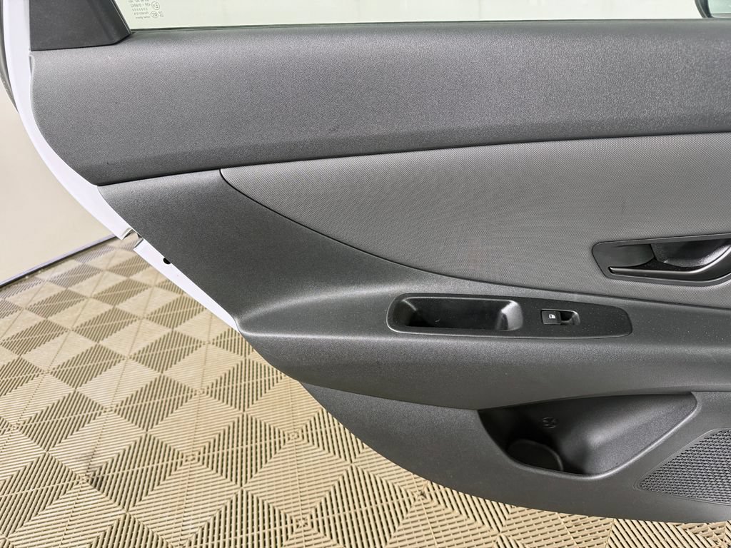 Certified 2025 Hyundai Elantra N Line FWD image 24
