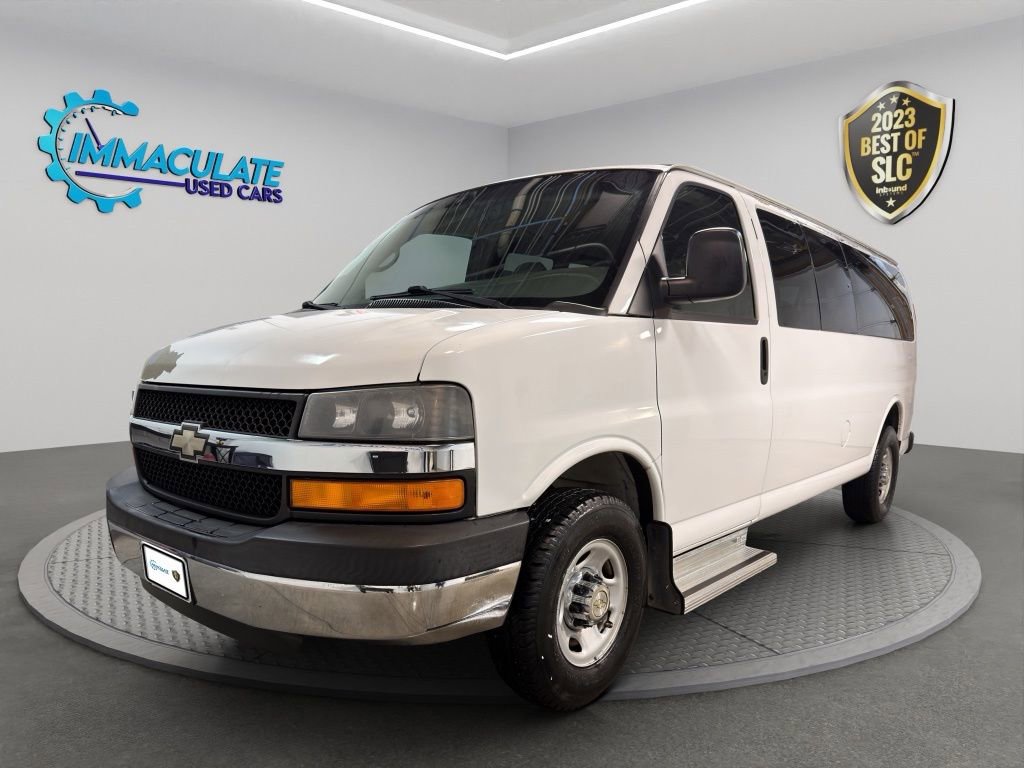 Used 2008 Chevrolet Express 3500 Extended Passenger w/ LT Preferred Equipment Group