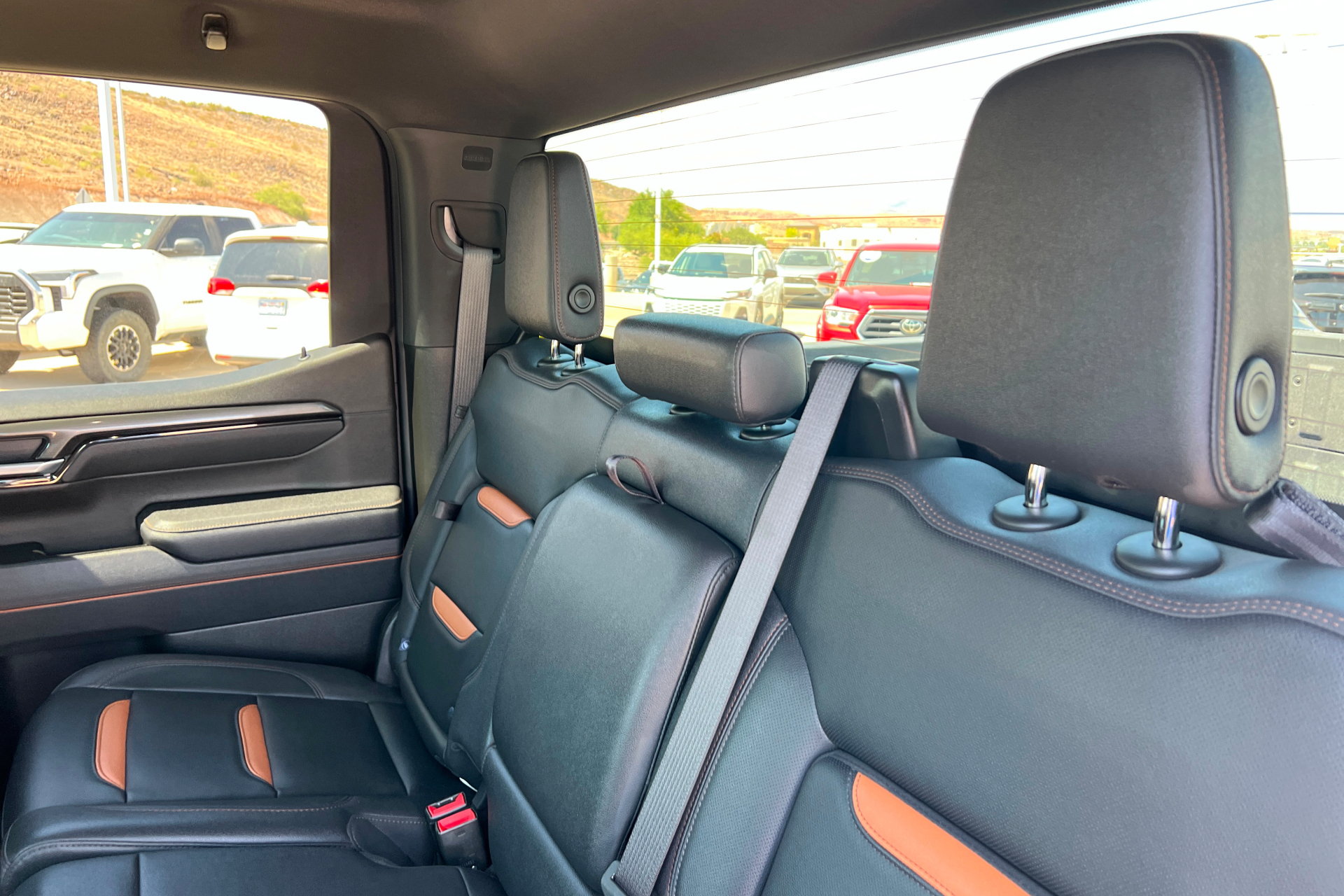 Used 2025 GMC Sierra 1500 AT4 AWD/4WD image 21