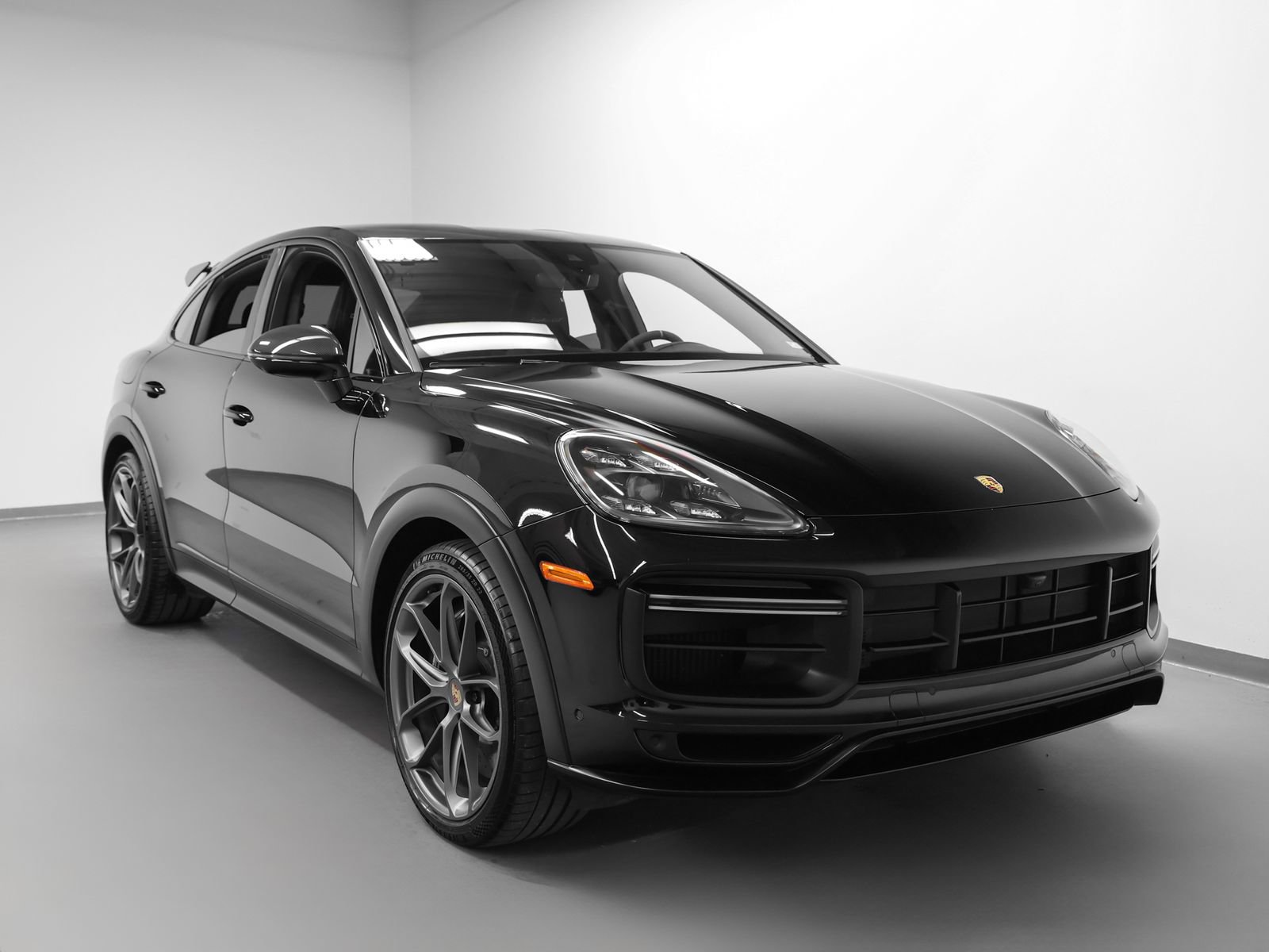 Certified 2022 Porsche Cayenne Turbo GT image 11