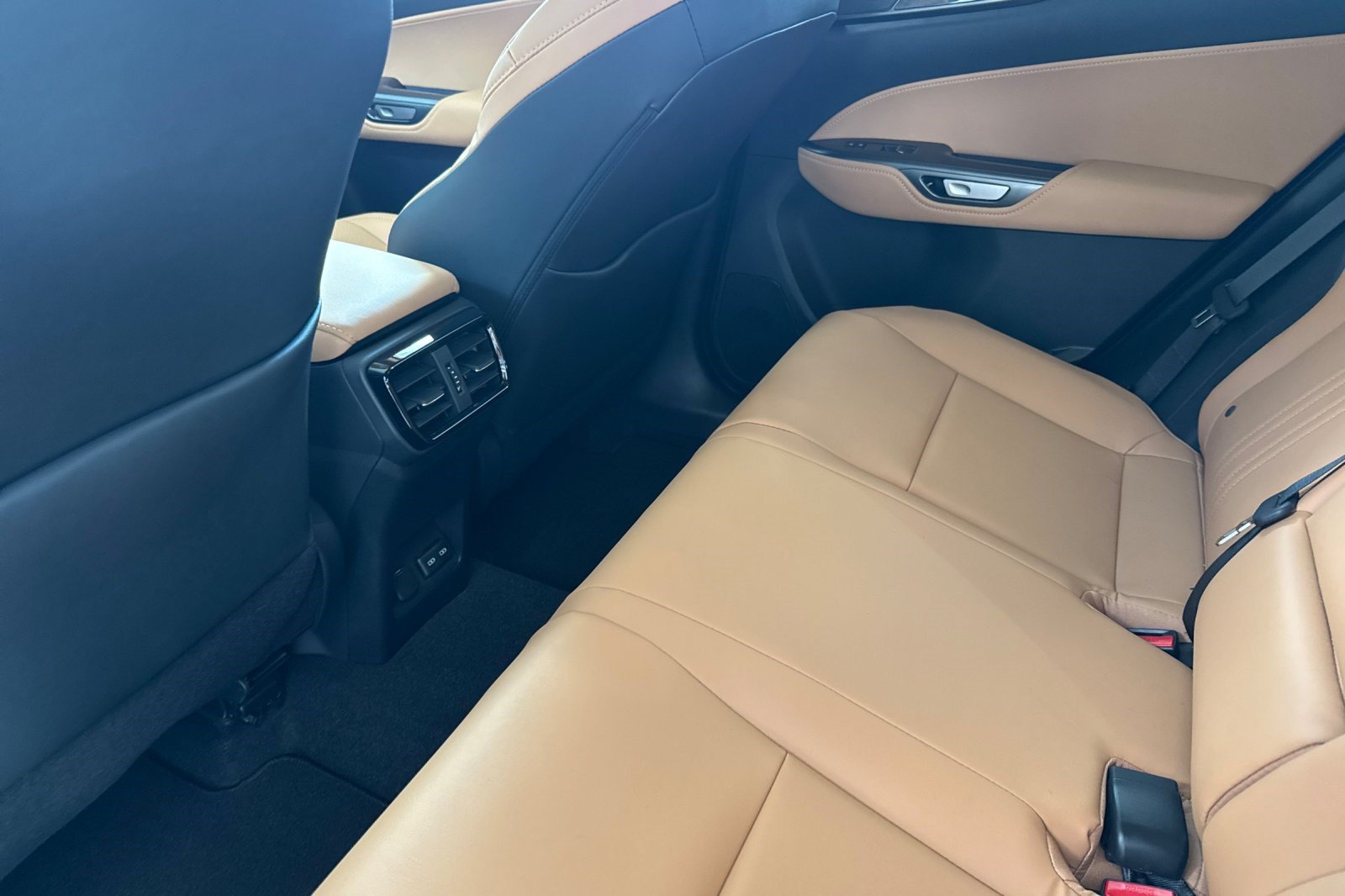 Certified 2026 Lexus NX 350h AWD w/ Accessory Package (K3) image 15