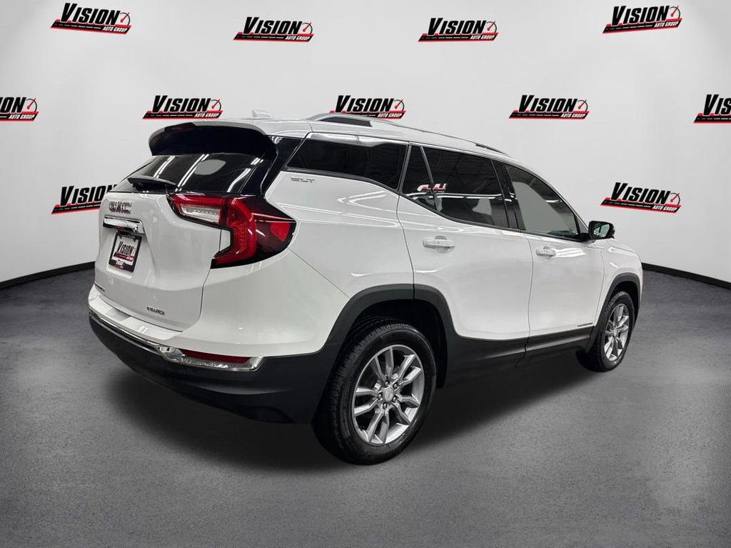 Used 2022 GMC Terrain SLT image 5