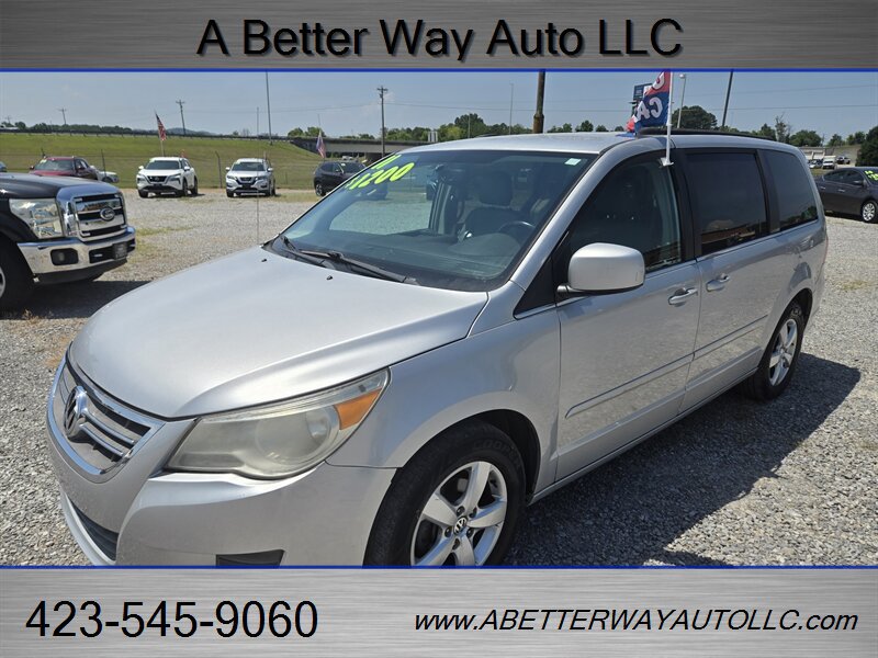 Used 2011 Volkswagen Routan SE