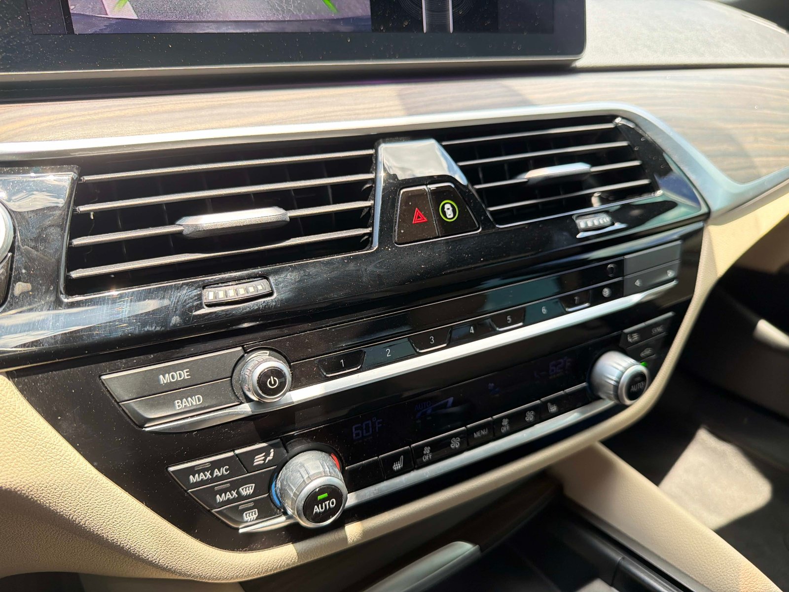 Used 2023 BMW 540i xDrive w/ Premium Package AWD/4WD image 44