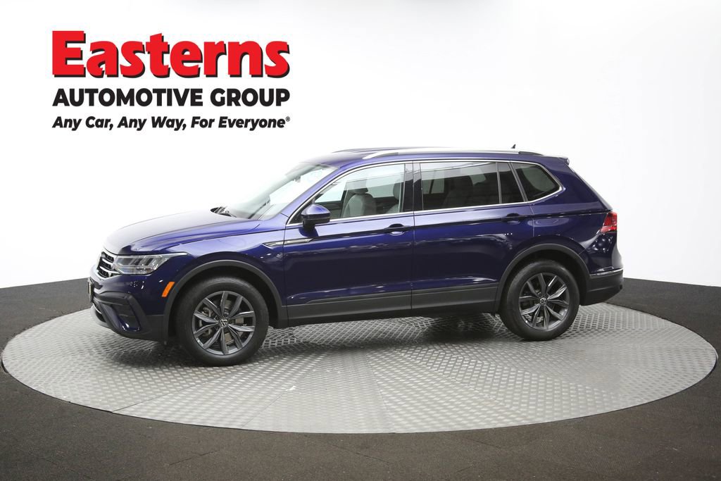 Used 2022 Volkswagen Tiguan SE image 56