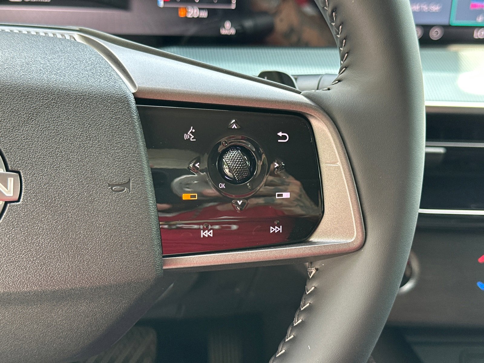 New 2025 Nissan Murano SL w/ Cargo Package image 27