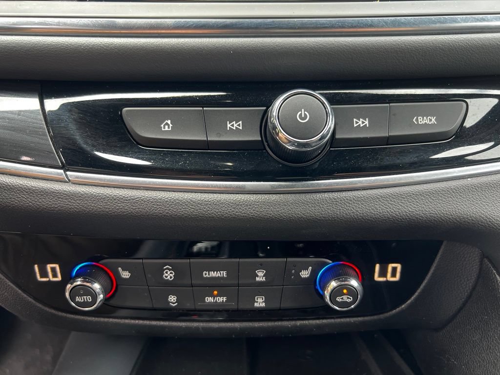Certified 2023 Buick Enclave Essence FWD image 23